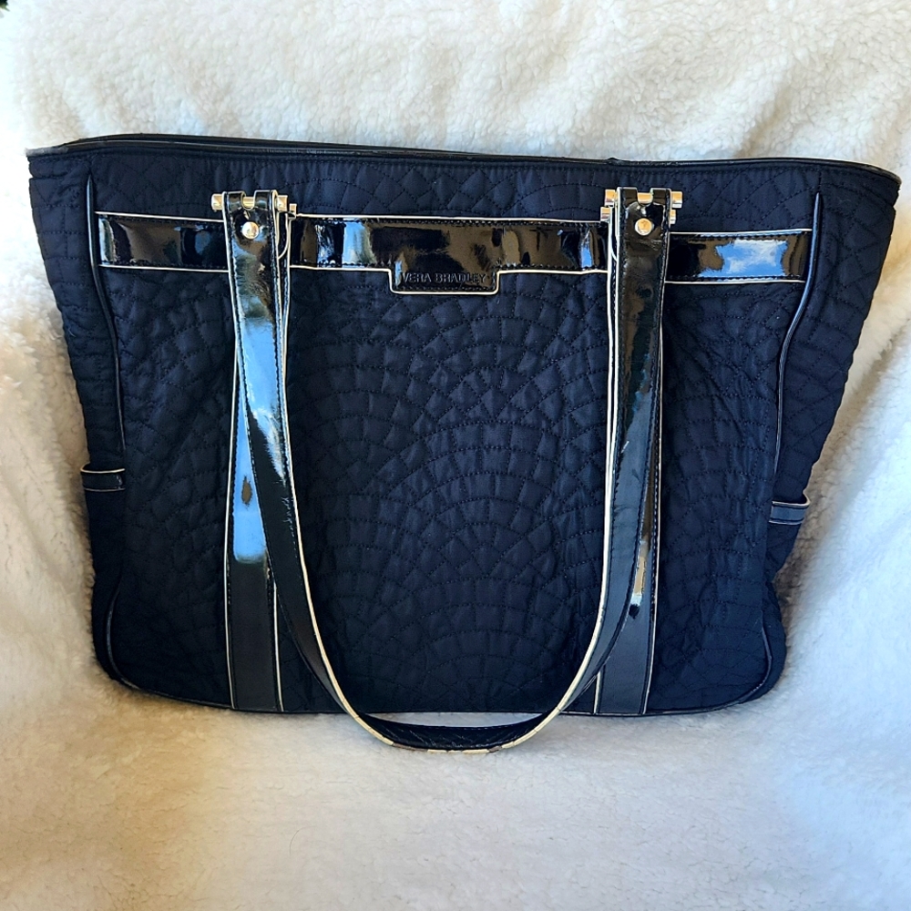 Vera Bradley laptop bag.
